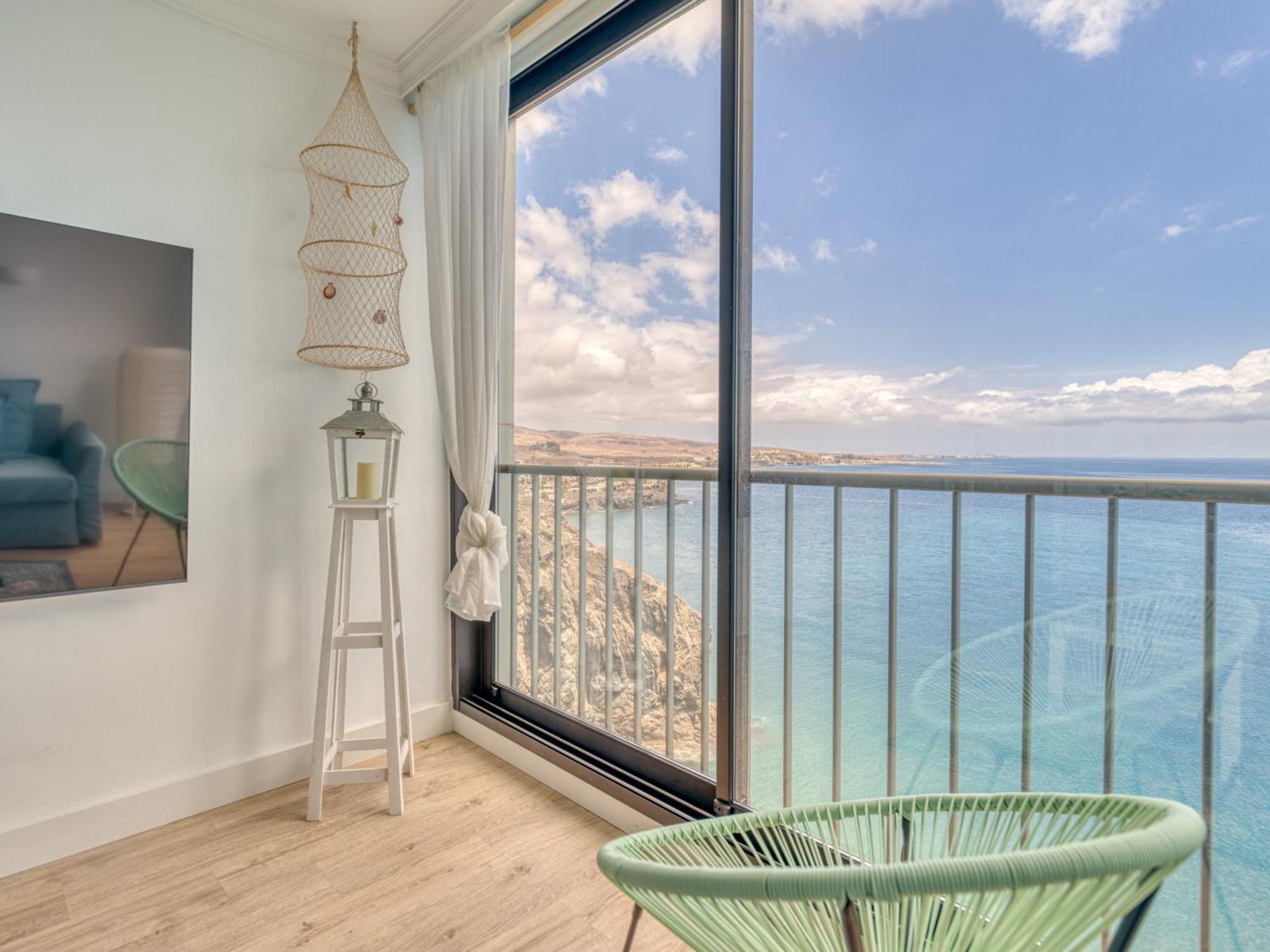 Viewpoint Over The Cliff By Canariasgetaway Casa de Férias